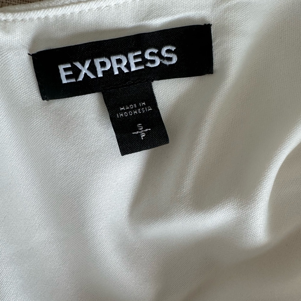 Express Elegant White Dress size small - Picture 4 of 5